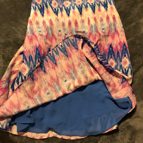 Womens Juniors Small FOREVER 21 Pink Blue Lined Cross Strap Top Festival - Picture 2 of 4